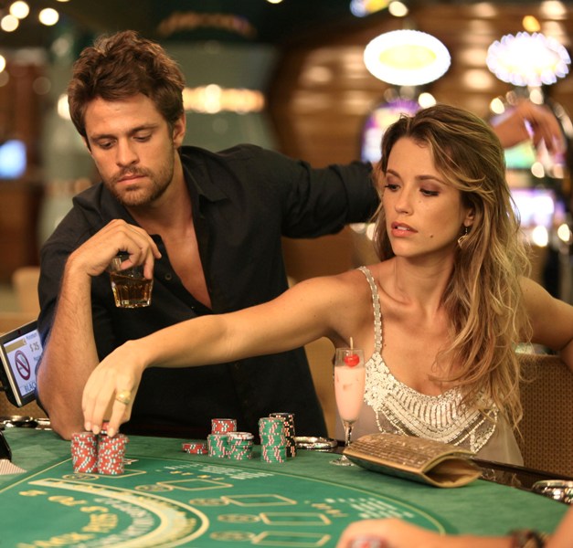 Meu Passado Me Condena - o Filme: Alejandro Claveaux e Juliana Didone, a comédia se passa num transatlântico Meu Passado Me Condena - o Filme: Alejandro Claveaux e Juliana Didone, a comédia se passa num transatlântico