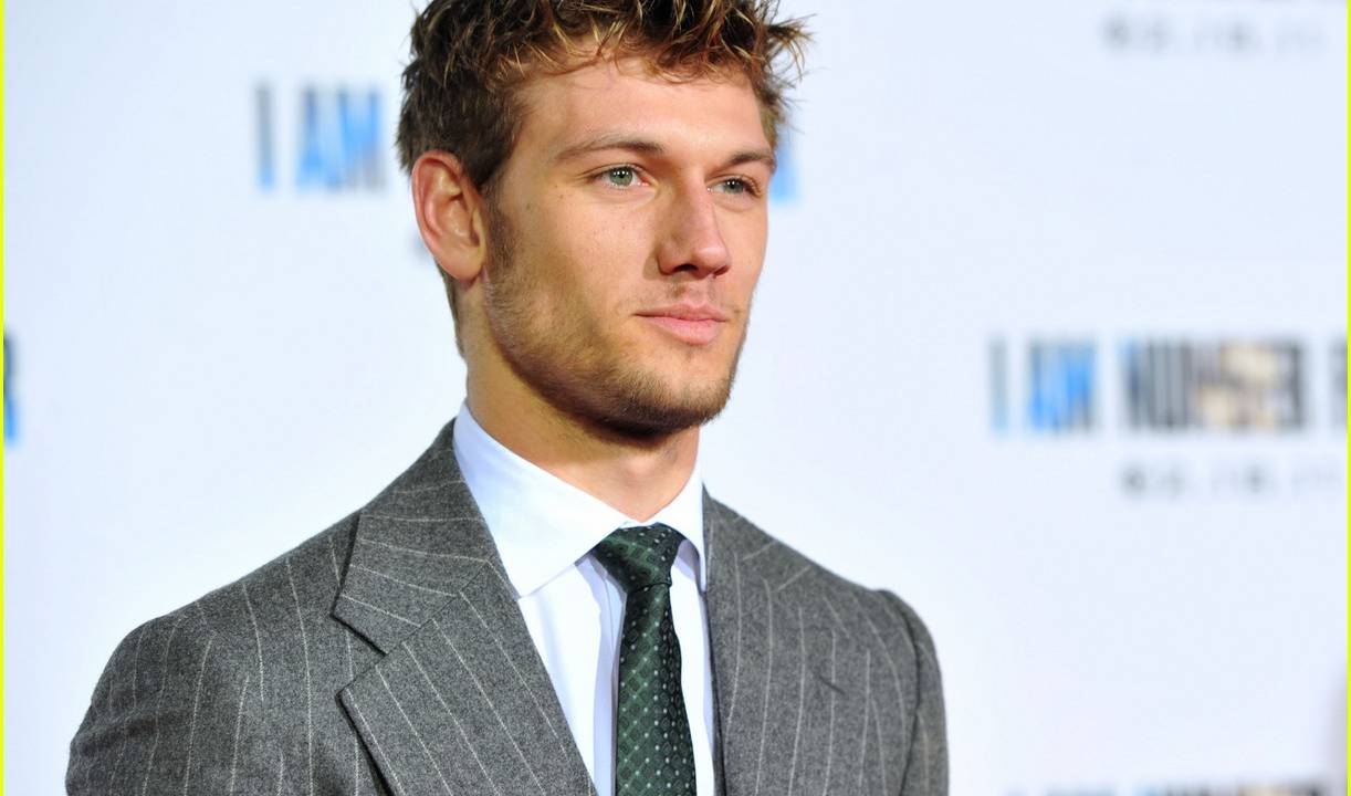 Premiere Of DreamWorks Pictures' "I Am Number Four" - Red Carpet