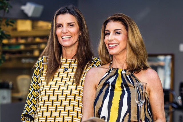 Andrea Funaro e Maria Eugenia: sem a presença de Denise Scussolino em almoço (foto: Bruno Poletti/Folhapress)