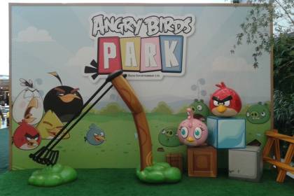Angry Birds Shooting Park angry-birds.jpeg
