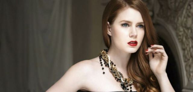 Amy Adams é a protagonista do filme, que estreia dia 29 de dezembro