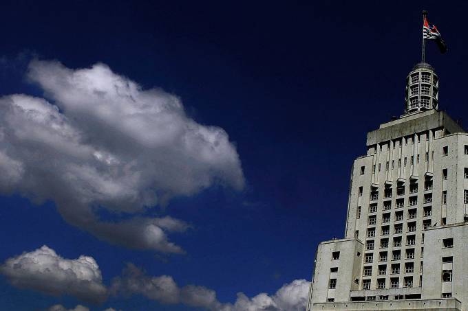 Quase no céu, Torre do Banespa FOTO IVAN DIAS