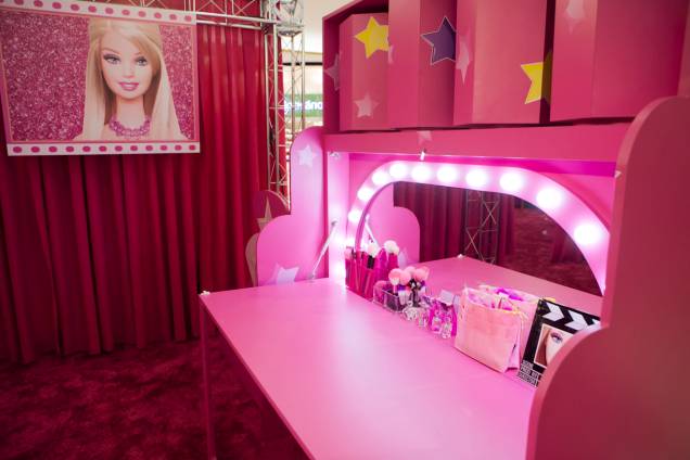 Barbie Studios e Max Steel - O Herói Está Em Você: a garotada vai se sentir em um reality show Barbie Studios e Max Steel - O Herói Está Em Você: a garotada vai se sentir em um reality show