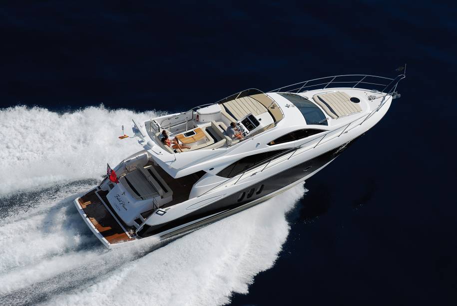 Manhattan 52, da Sunseeker, distribuido com exclusividade no país pela Boats Nautic