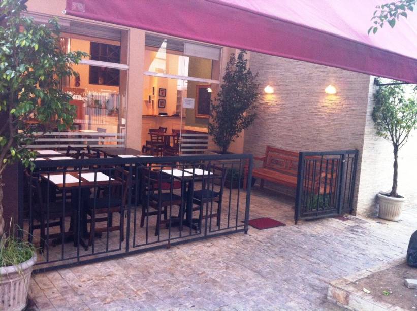 Tortelli recheado de batata ao ragu de pato Tortelli recheado de batata ao ragu de pato