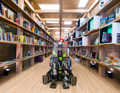 biblioteca-multil%c3%adngue-belas-artes