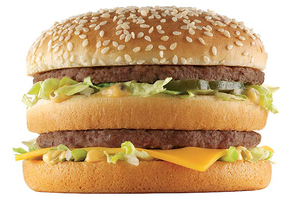 Amigos fazem competição para ver quem consegue transformar um Big Mac em uma refeição cinco estrelas