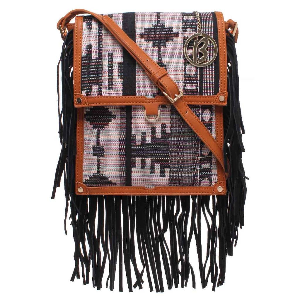 Atacadista vende bolsas com desconto no Bom Retiro