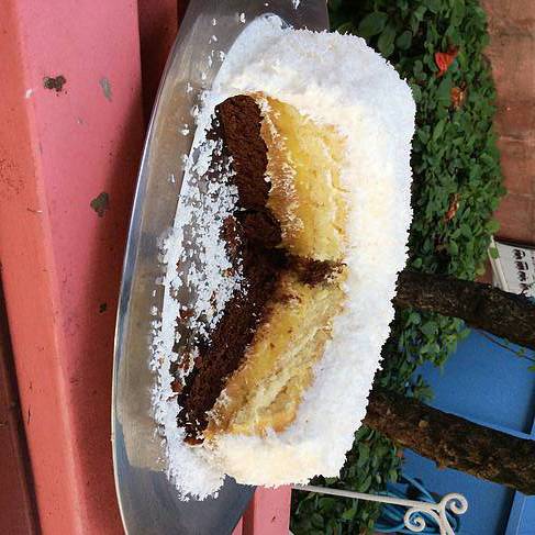 Brigadeiro Doceria & Café - bolo dani