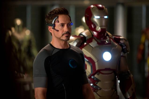 Robert Downey Jr. como Tony Stark e a armadura: feitos um para o outro Robert Downey Jr. como Tony Stark e a armadura: feitos um para o outro