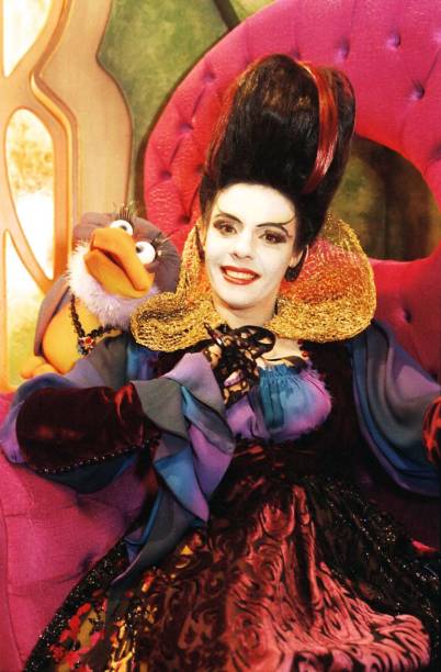 A atriz Rosi Campos como Morgana de Castelo Rá-Tim-Bum