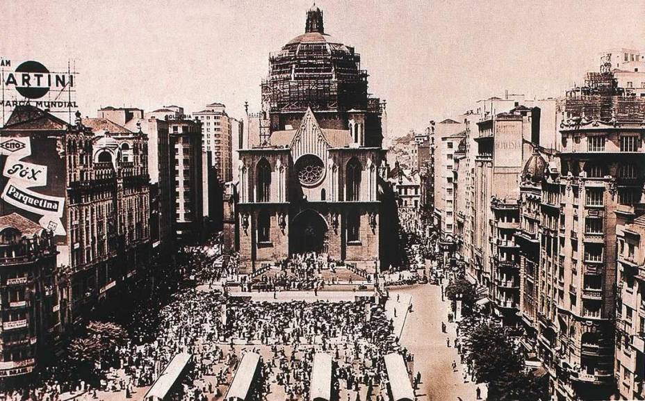 Catedral da Sé: inauguração foi um dos acontecimentos marcantes de 1954 Catedral da Sé: inauguração foi um dos acontecimentos marcantes de 1954