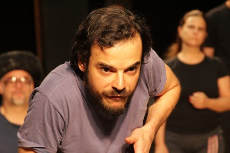 Chico Carvalho é o protagonista da montagem Ricardo III Chico Carvalho é o protagonista da montagem Ricardo III