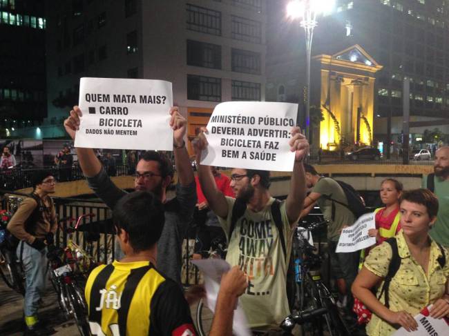 Ciclistas Protesto Avenida Paulista