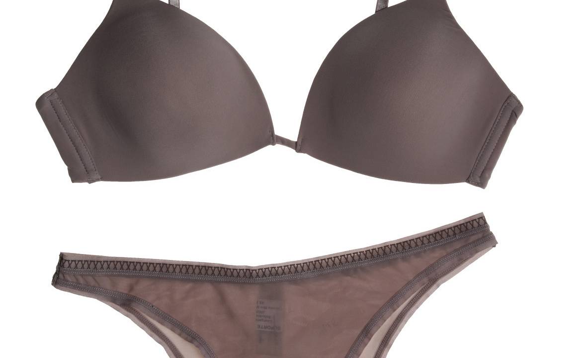 conjunto-de-lingerie-loungerie-gustavo-arrais.jpeg