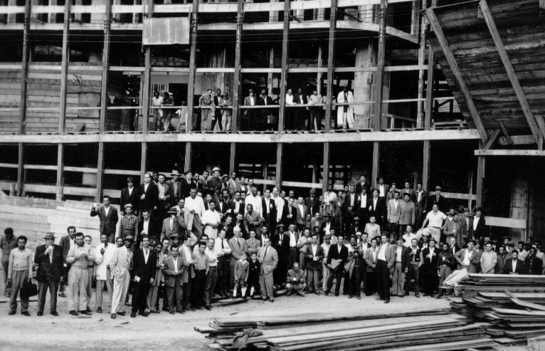 Copan: equipe de funcionários que trabalharam nas obras do prédio Copan: equipe de funcionários que trabalharam nas obras do prédio