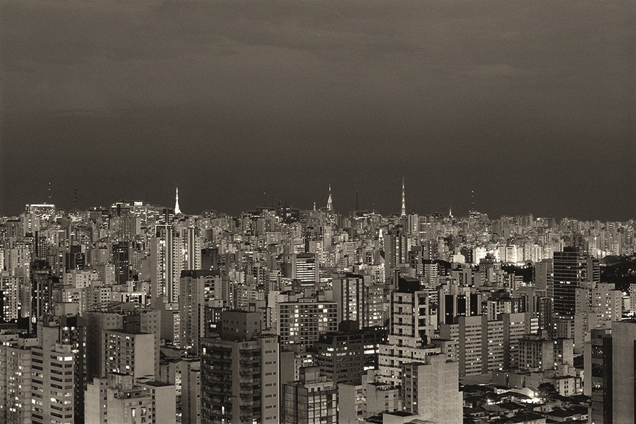 São Paulo vista do alto, em registro de Cristiano Mascaro: a Fotospot cobra R$ 1.950,00 (sem moldura) ou R$ 2.260,00 (com moldura)