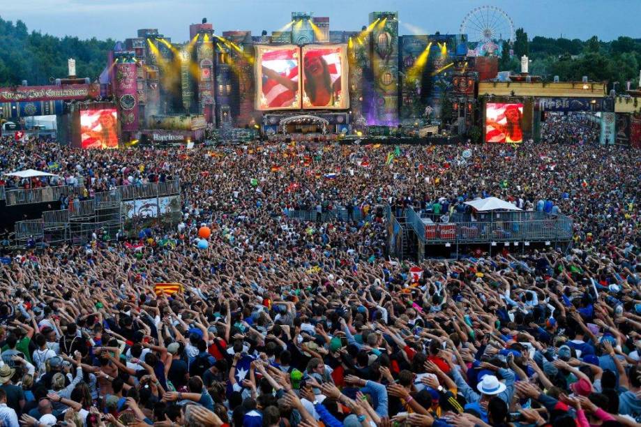 Versão brasileira do Tomorrowland acontece nos dias 1, 2 e 3 de maio de 2015