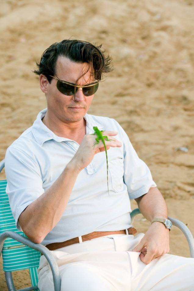 Diário de um Jornalista Bêbado: Johnny Depp na pele de um repórter que troca Nova York pela paradisíaca ilha de Porto Rico Diário de um Jornalista Bêbado: Johnny Depp na pele de um repórter que troca Nova York pela paradisíaca ilha de Porto Rico