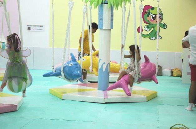 DiverBrasKids: pode ser utilizado por crianças de 8 meses a 6 anos, ou de até 1,20 m de altura DiverBrasKids: pode ser utilizado por crianças de 8 meses a 6 anos, ou de até 1,20 m de altura
