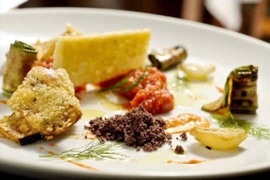 Ratatouille versão Dois.2 é uma releitura de uma entrada já servida em um menu anterior Ratatouille versão Dois.2 é uma releitura de uma entrada já servida em um menu anterior