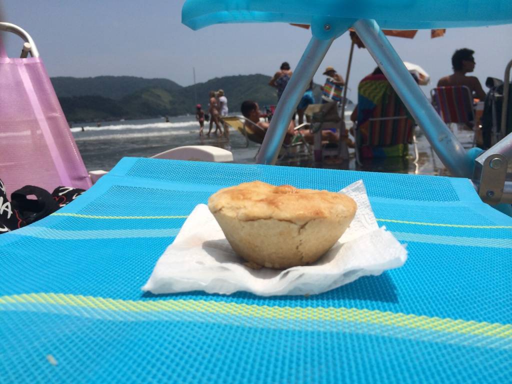 Empadinha: encontramos a delícia proibida escondida na praia de Santos
