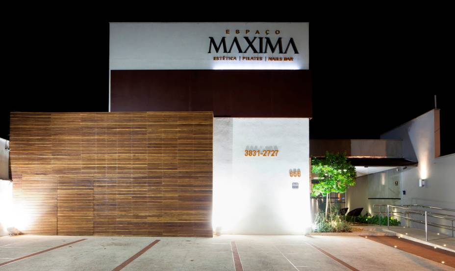 Fachada do estabelecimento Espaço Máxima Fachada do estabelecimento Espaço Máxima