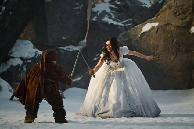Espelho, Espelho Meu: versão moderna de A Branca de Neve chega aos cinemas em 3D Espelho, Espelho Meu: versão moderna de A Branca de Neve chega aos cinemas em 3D