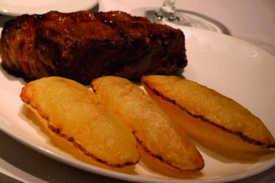 Bife de Chorizo com Batata Sufle, do Estación Sur