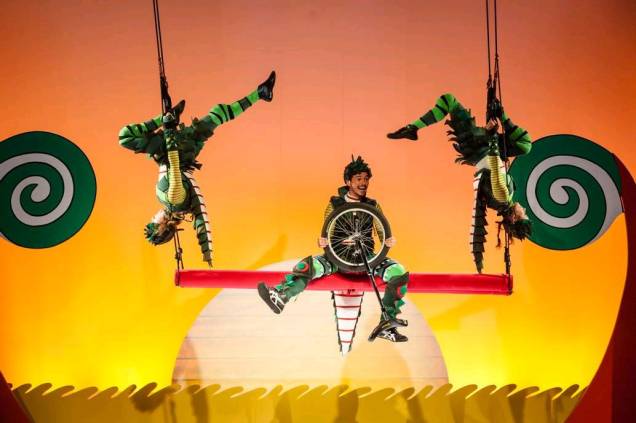 Cafi Otta, Manoela Rangel e Luciana Menin: acrobacias e diversão Cafi Otta, Manoela Rangel e Luciana Menin: acrobacias e diversão