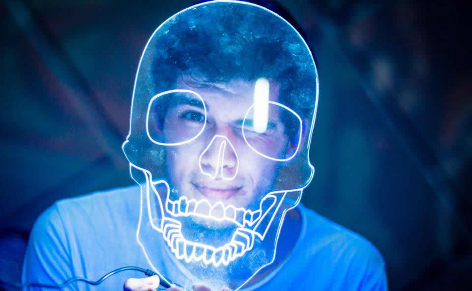 A expansão da festa Glow In The Dark