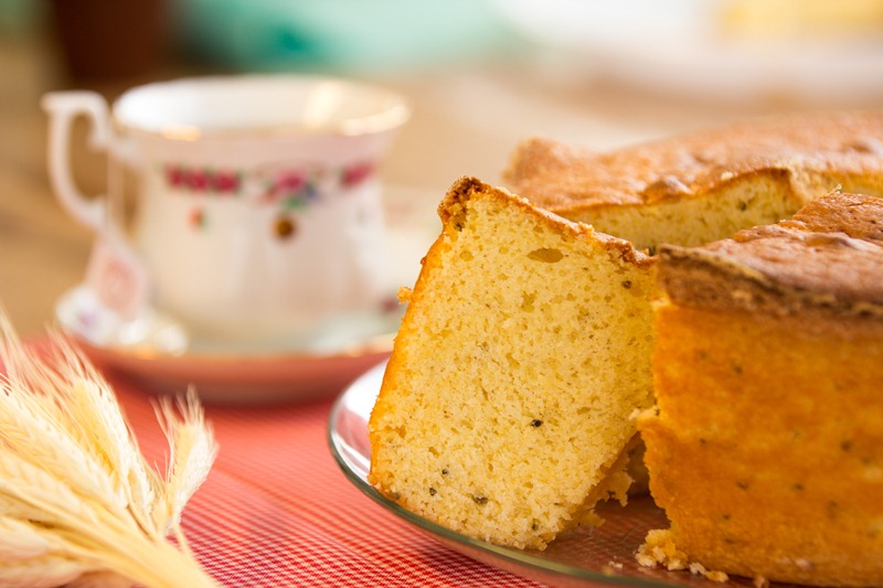 Bolos da Cecília: bolo de fubá com erva doce