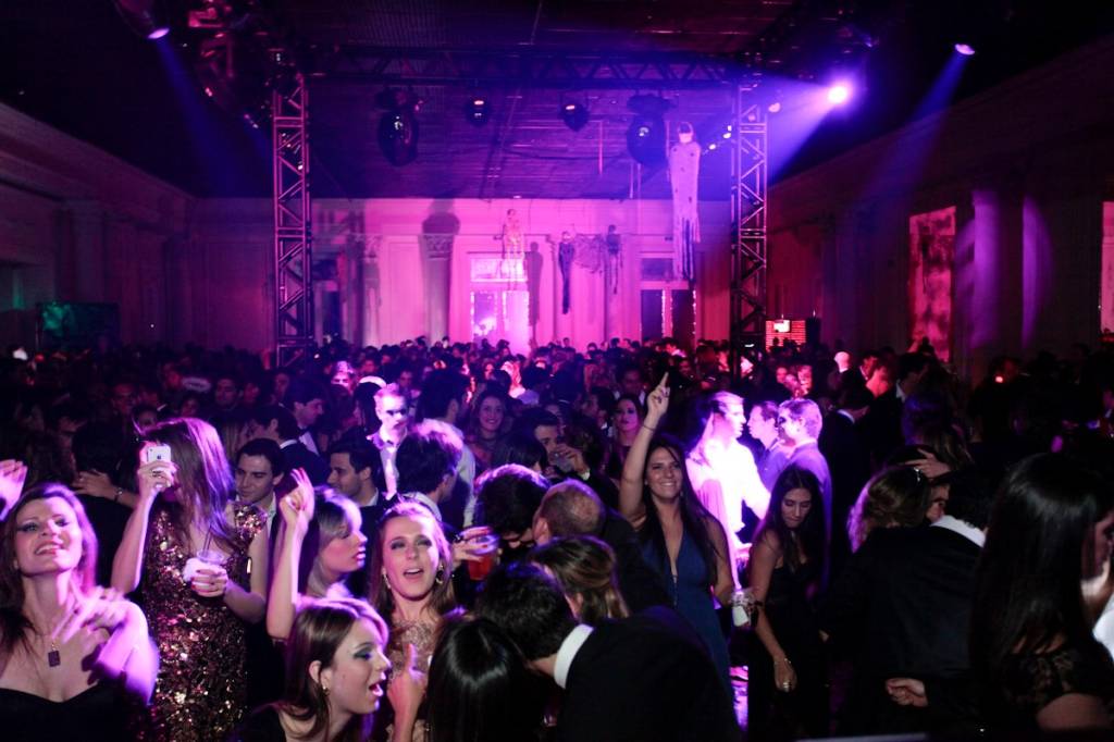 Halloween de Gala: a festa de terror dos vips de São Paulo