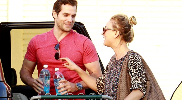 Henry Cavill e Kaley Cuoco fazem compras em Los Angeles – 03/07/13