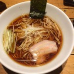 Shoyu lámen, do Menya Shou