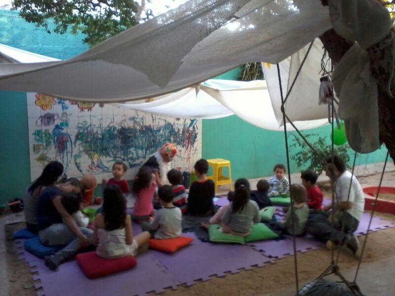 Atividade com as crianças Atividade com as crianças