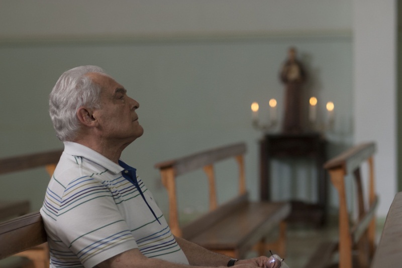Vazio Coração: o Embaixador Mário Menezes (Othon Bastos)