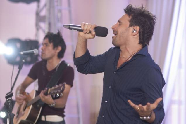 Vazio Coração: Hugo Kari (Murilo Rosa), um cantor de sucesso Vazio Coração: Hugo Kari (Murilo Rosa), um cantor de sucesso