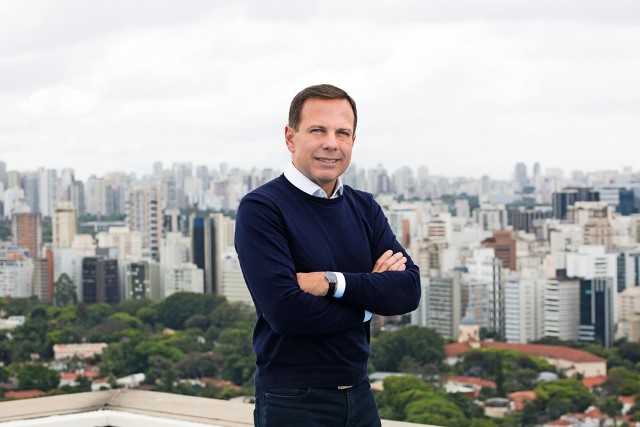 Cerimônia de posse de João Doria será no Teatro Municipal com apresentação de João Carlos Martins