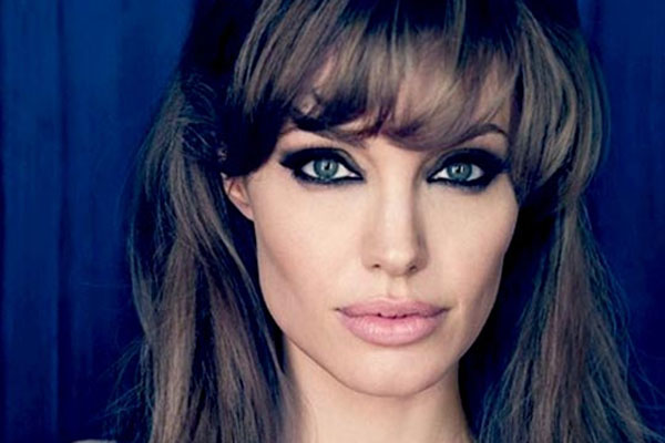 Após notícia de internação, novas fotos de Angelina Jolie aparecem na internet