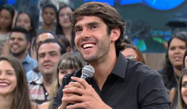 Irmão de Kaká rouba a cena no ‘Altas Horas’ e entrega ‘defeito’ do craque