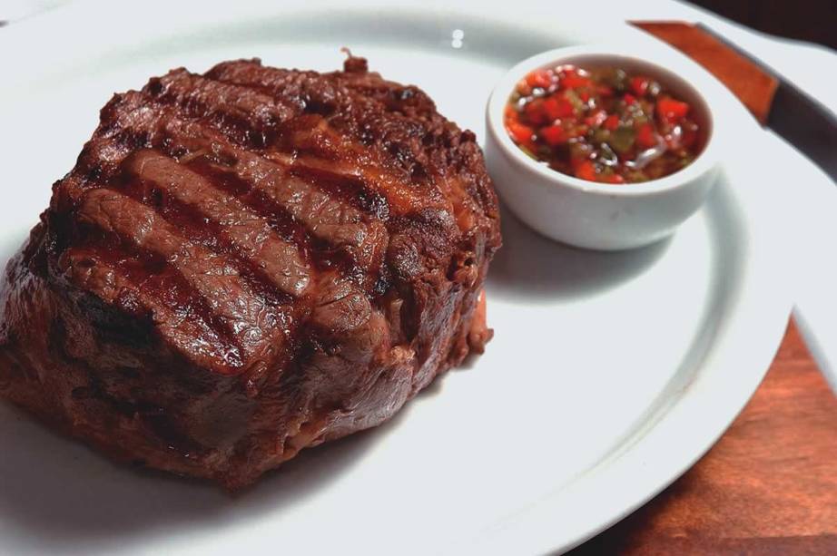 Ojo de bife do La Arena Parrilla, em Cerqueira César