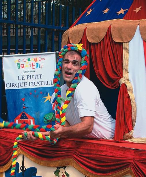 Kiko Caldas em Le Petit Cirque Fratelli