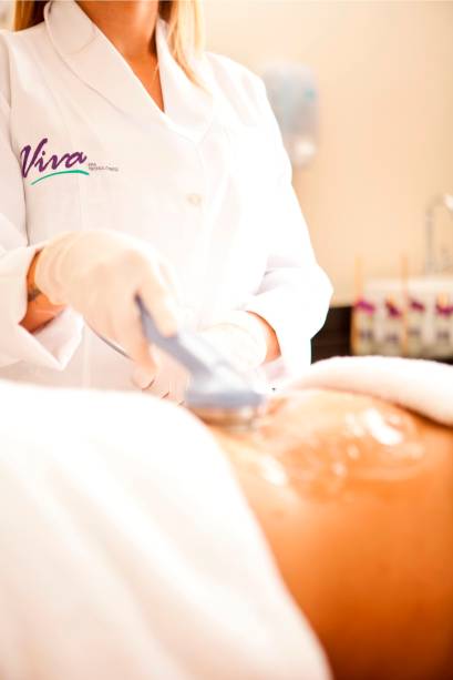 Lipocavitação: terapia está inclusa do circuito lipoescultura sem cirurgia Lipocavitação: terapia está inclusa do circuito lipoescultura sem cirurgia