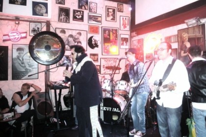 Little Darling clássicos rock bar show little-darling-classicos.jpeg