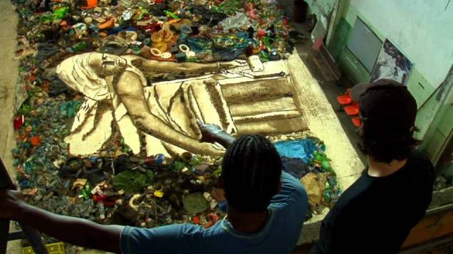Do lixo à arte: artista plástico Vik Muniz tenta transformar a vida de catadores de lixo de um aterro sanitário do Rio de Janeiro Do lixo à arte: artista plástico Vik Muniz tenta transformar a vida de catadores de lixo de um aterro sanitário do Rio de Janeiro