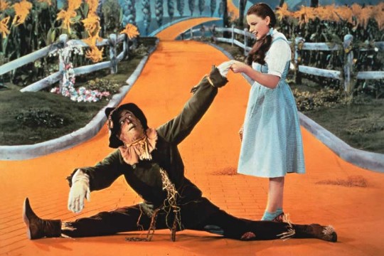 "O Mágico de Oz": fita de 1939 ganha sessão no domingo (17), às 2h, no CineSesc "O Mágico de Oz": fita de 1939 ganha sessão no domingo (17), às 2h, no CineSesc