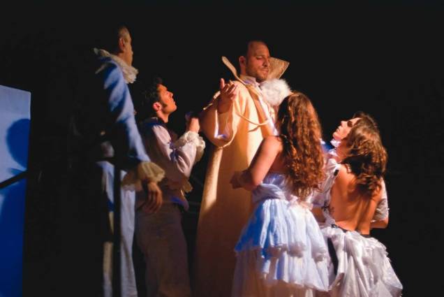 Medida por Medida: grupo Folias apresenta adaptação para comédia de William Shakespeare Medida por Medida: grupo Folias apresenta adaptação para comédia de William Shakespeare