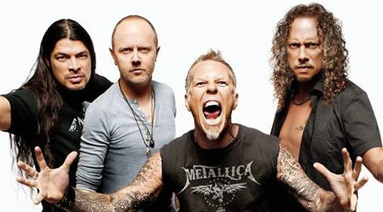 Manifesto Bar promove Metallica Day