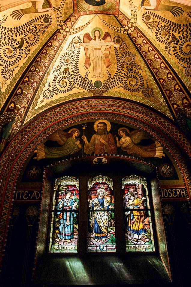 Vitrais da Capela do Santíssimo, dentro doMosteiro de São Bento